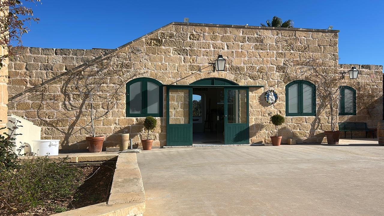 Maria Rosa Wine Estate